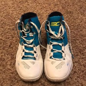 Under Armor high top basketball shoes